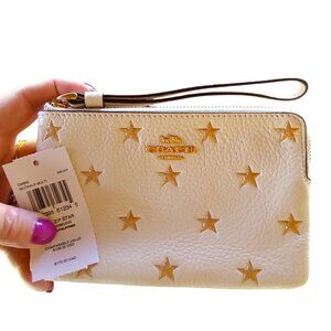Coach NEW Cream Star Corner Zip Wristlet $138